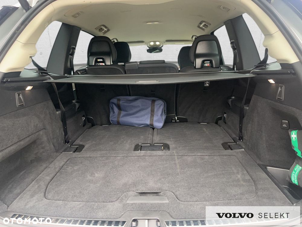 Volvo XC 90 - 19
