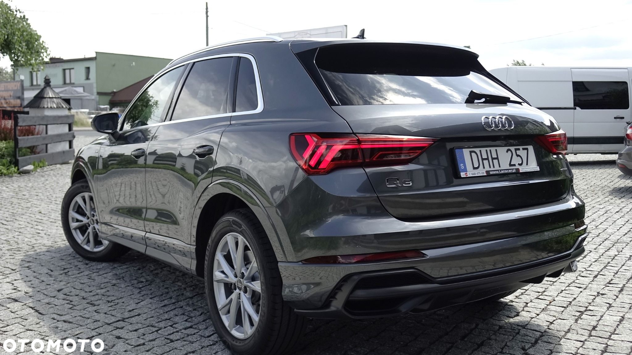 Audi Q3 Sportback - 4