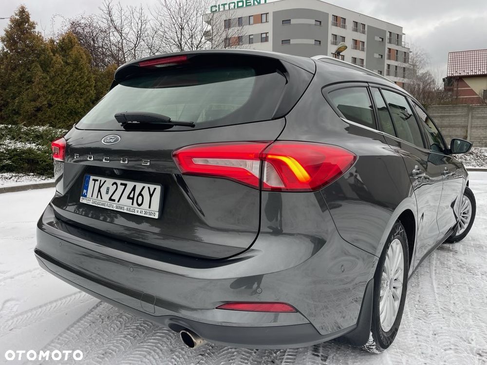 Ford Focus 2.0 EcoBlue Titanium - 13