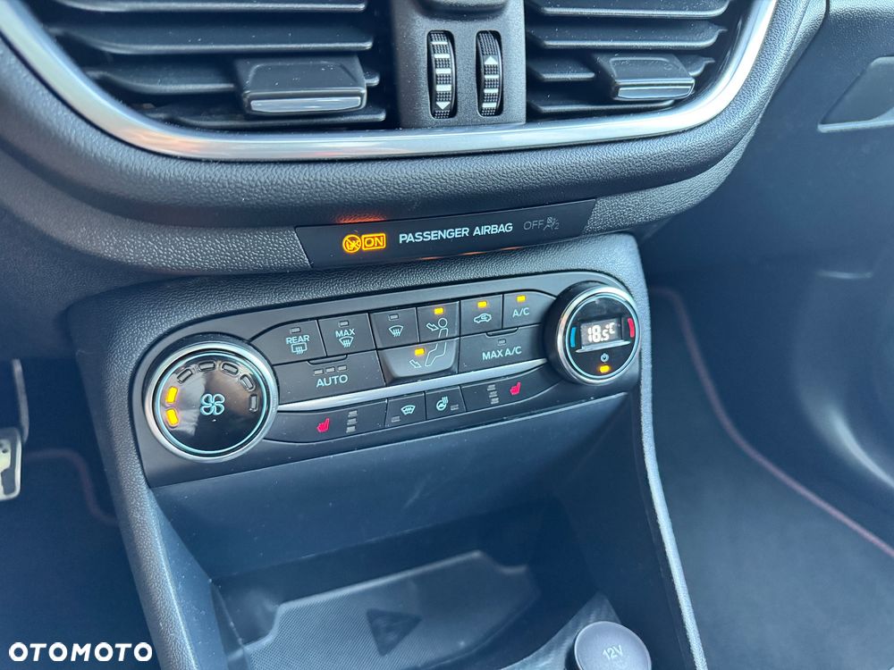 Ford Fiesta ver-1-5-tdci-s-s-st--line-x - 26