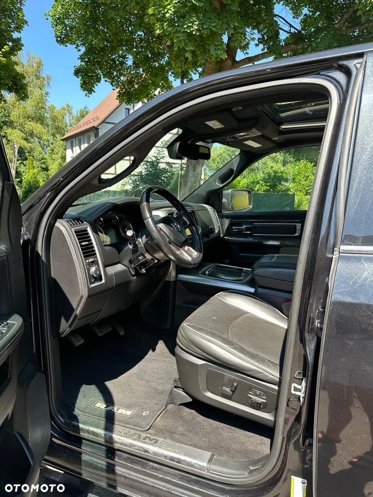 Dodge RAM 5.7 4x4 - 3