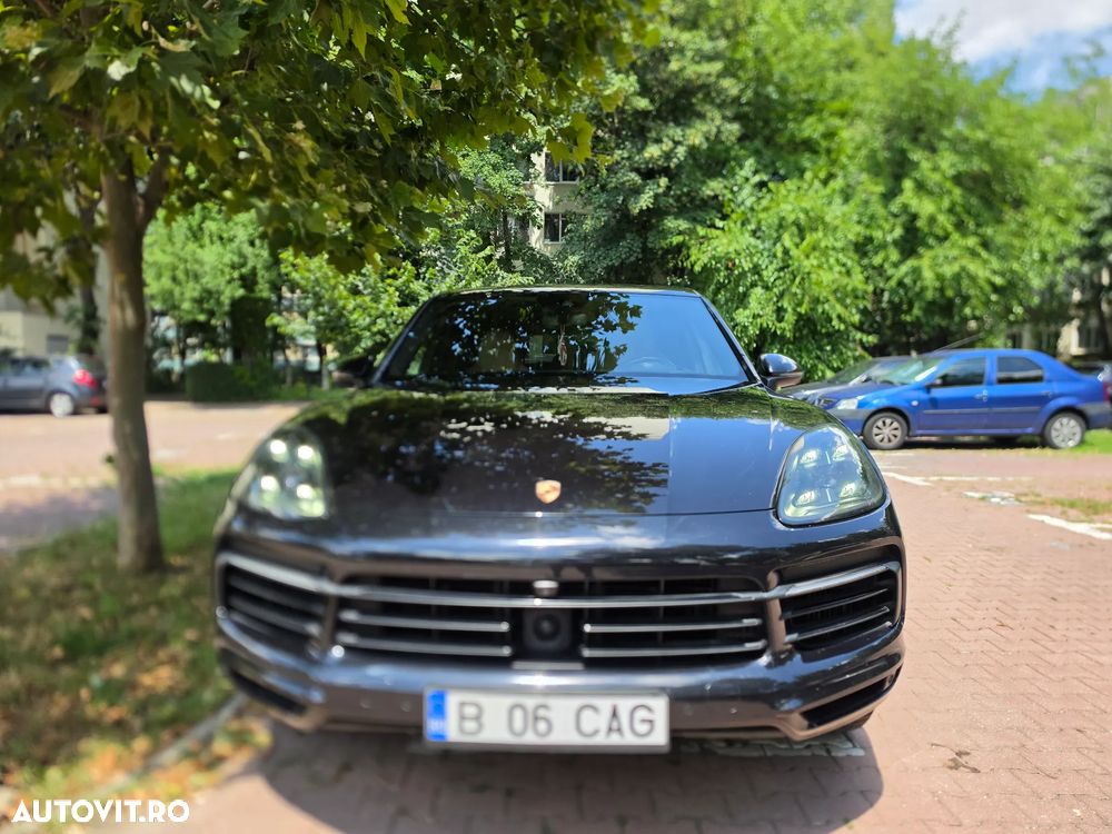 Porsche Cayenne S - 1