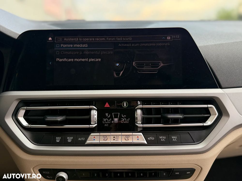 BMW Seria 3 330e Aut. Advantage - 34