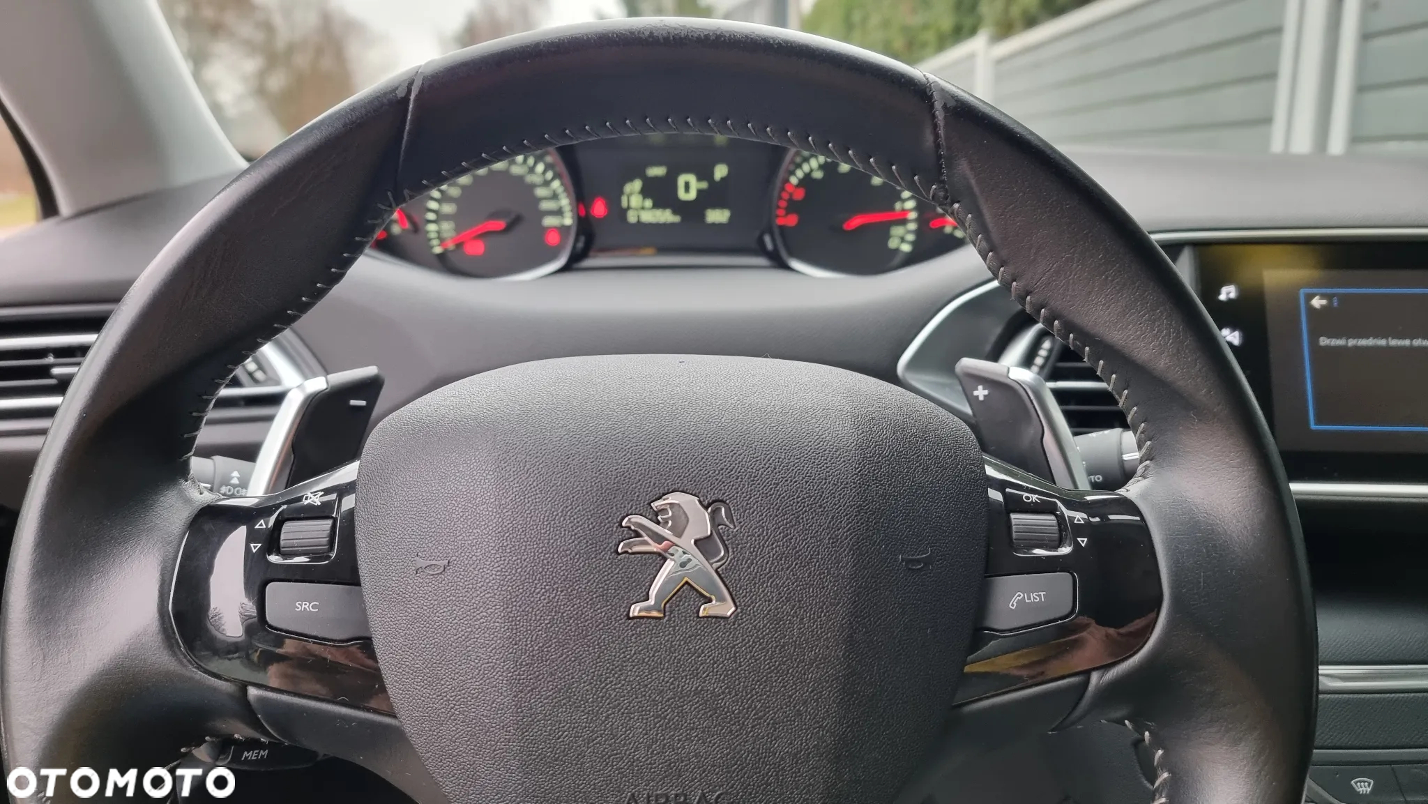 Peugeot 308 1.5 BlueHDi Allure S&S EAT8 - 27