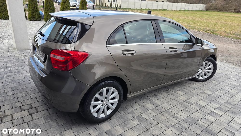 Mercedes-Benz Klasa A 180 (BlueEFFICIENCY) Style - 21