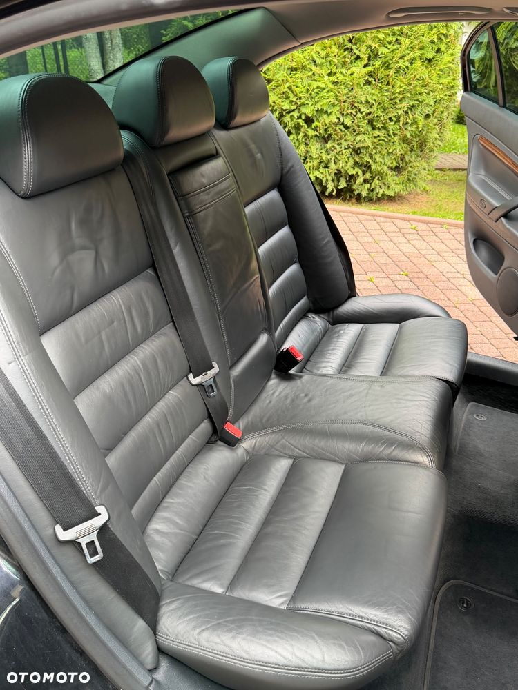 Skoda Superb 1.9 TDI Elegance - 24