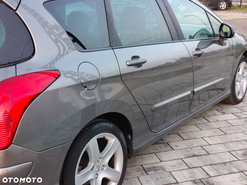 Peugeot 308 HDi FAP 140 Platinum - 8