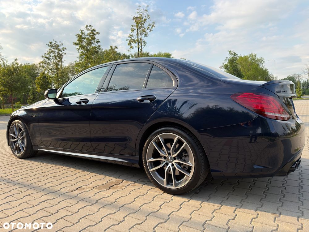 Mercedes-Benz Klasa C AMG 43 4Matic AMG TCT 9G - 18