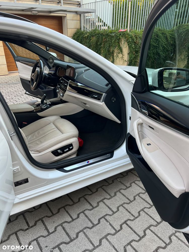 BMW Seria 5 520d xDrive M Sport sport - 14