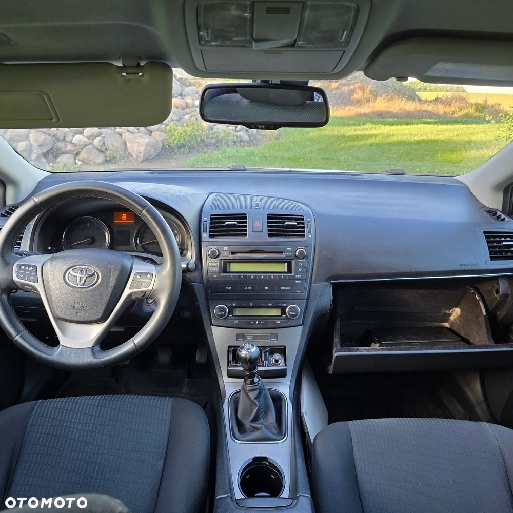 Toyota Avensis 1.8 Sol plus - 7