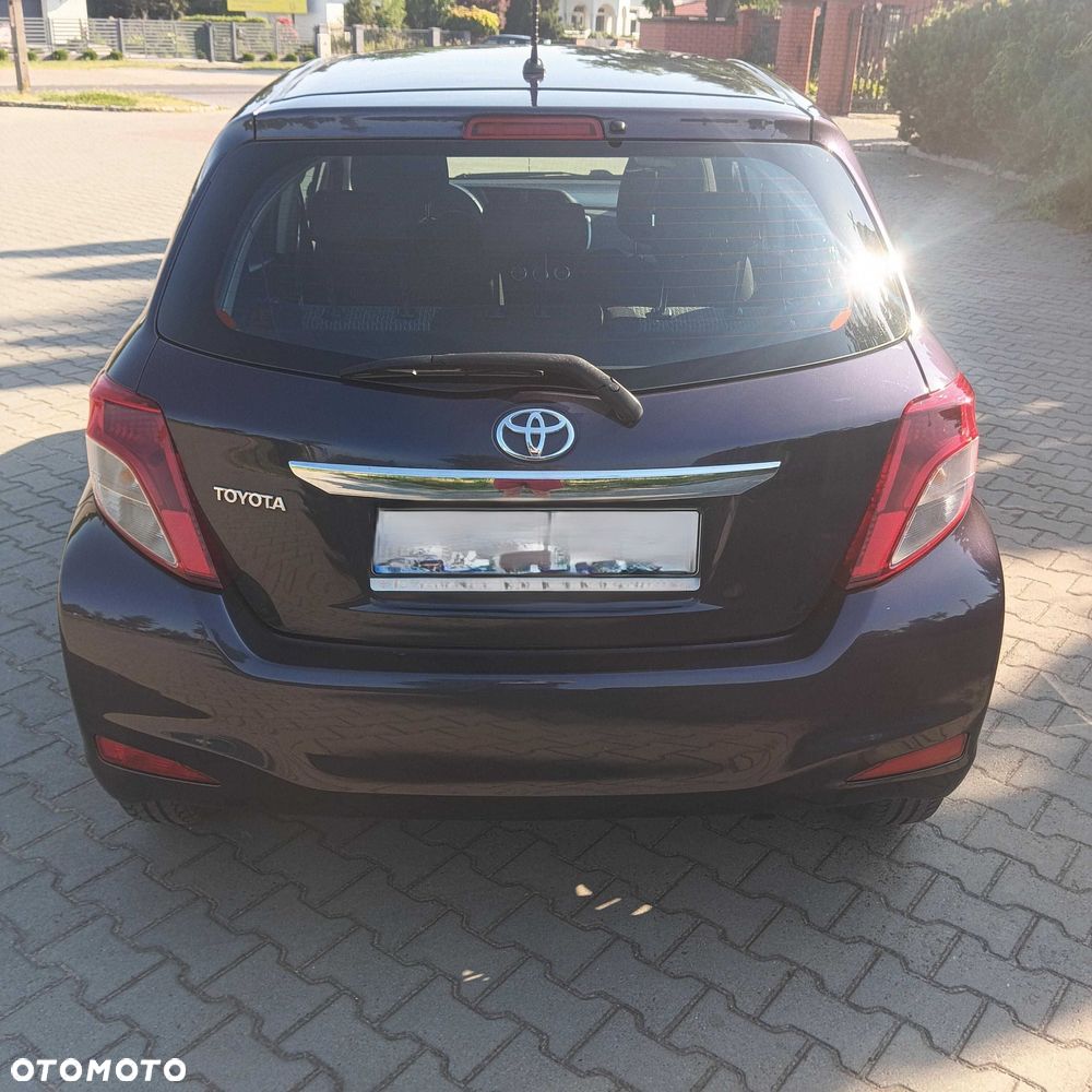 Toyota Yaris - 2