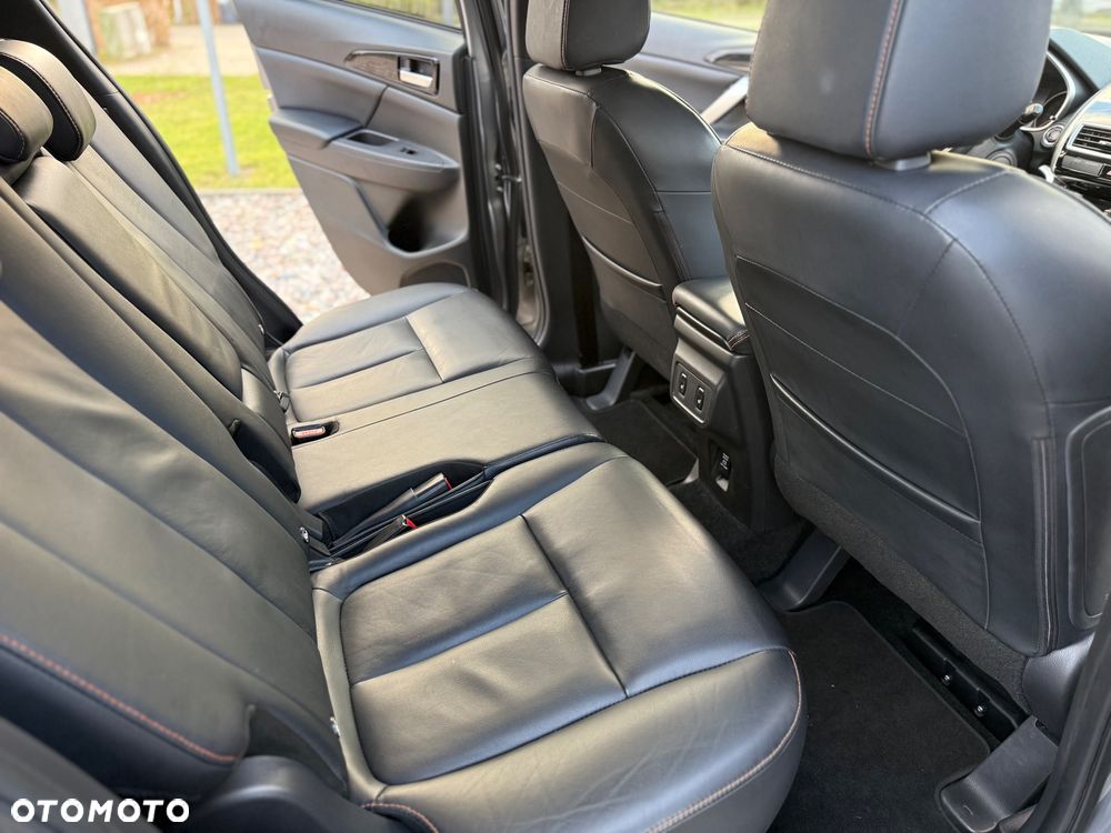 Mitsubishi Eclipse Cross - 32