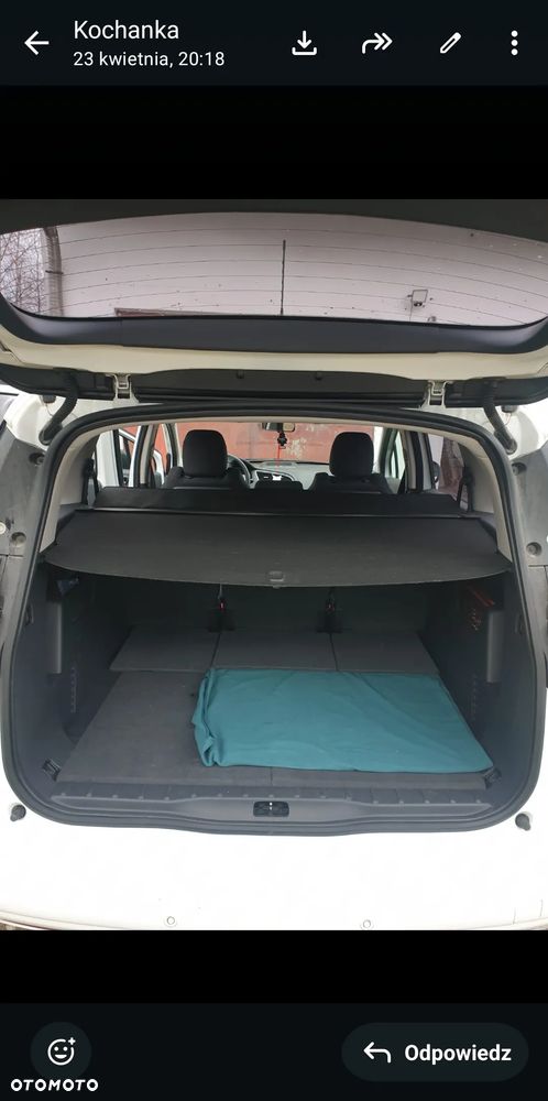 Peugeot 5008 - 5