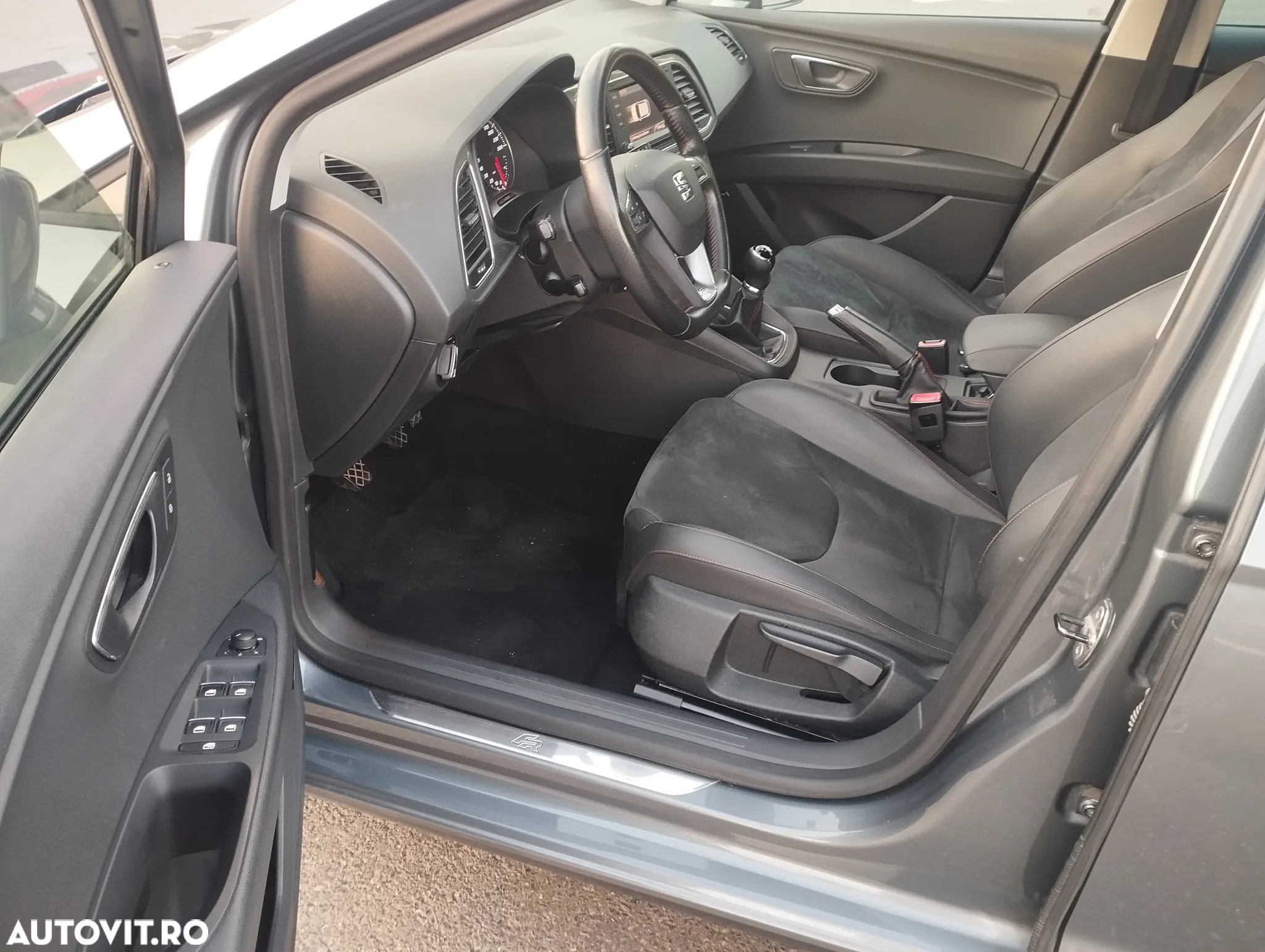 Seat Leon 2.0 TDI DPF Start&Stop FR - 7