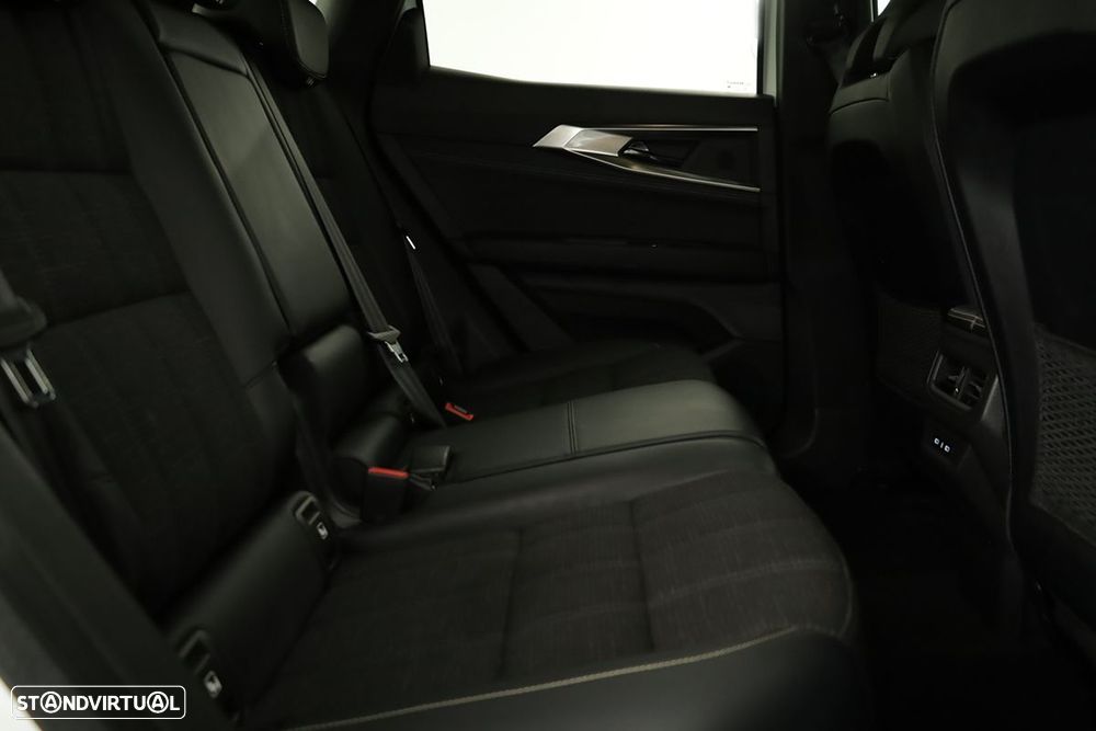 Renault Austral 1.2 E-Tech Iconic - 24