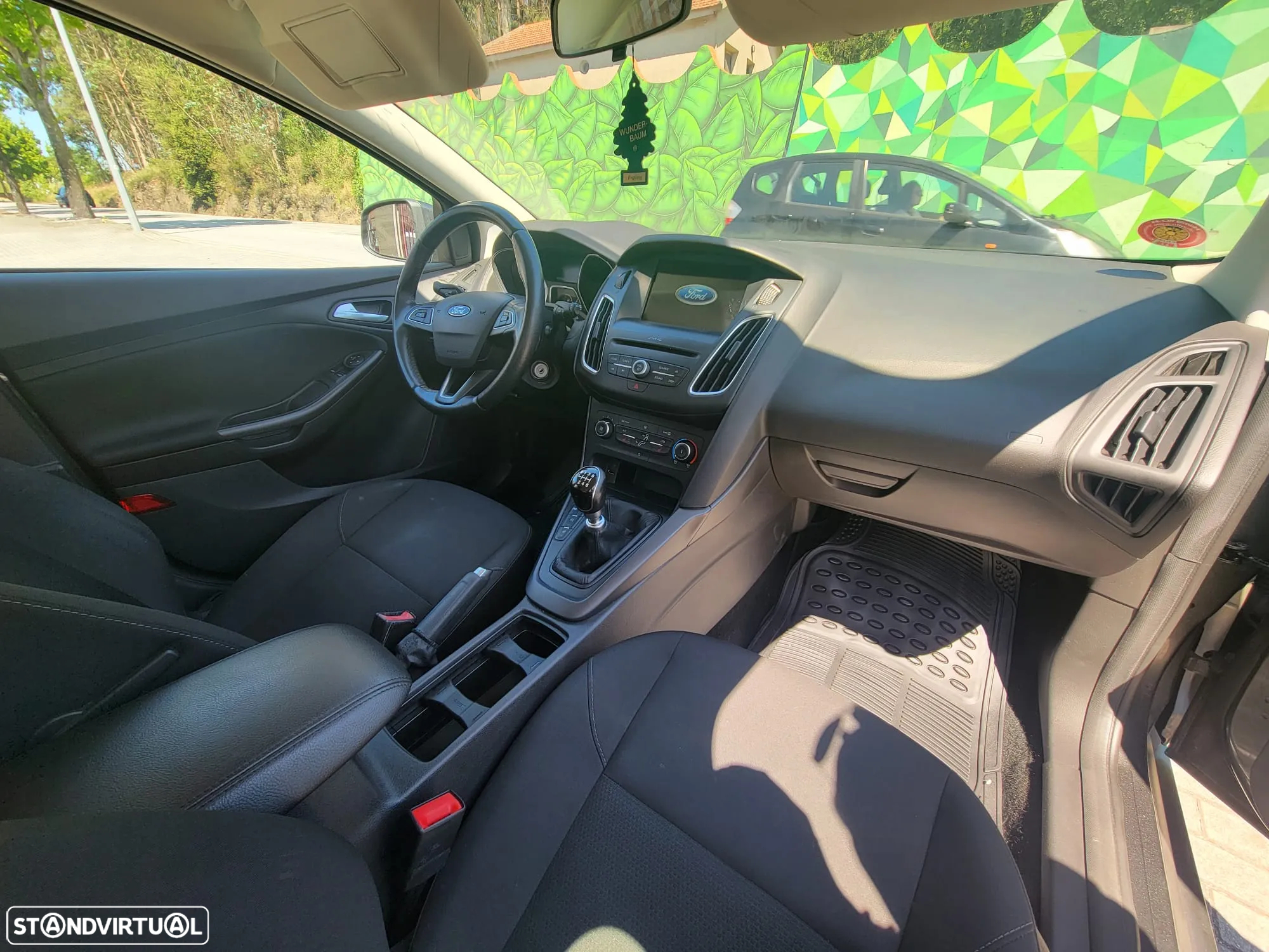 Ford Focus SW 1.0 EcoBoost S&S ST-LINE - 15