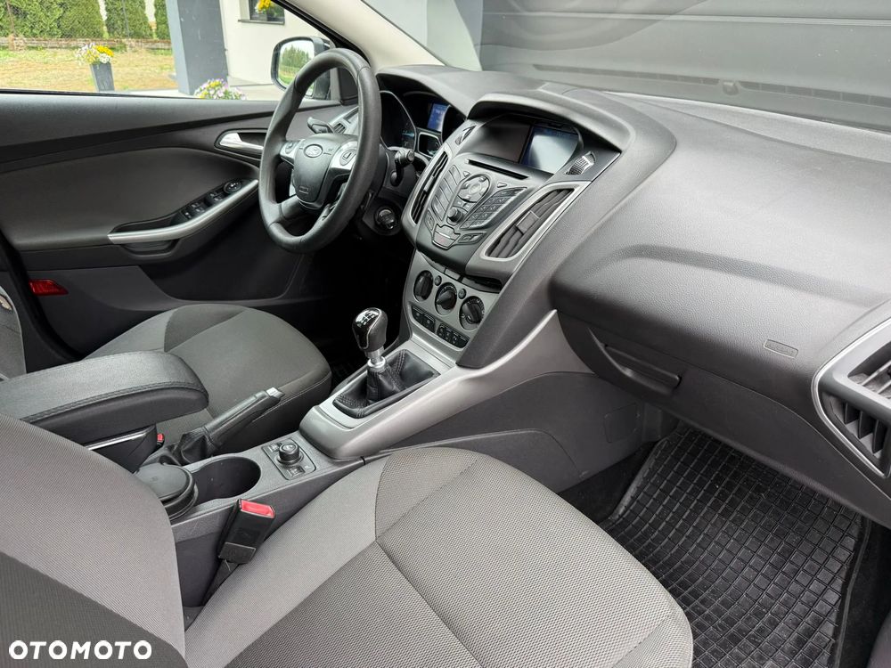 Ford Focus 1.6 TDCi Titanium - 25