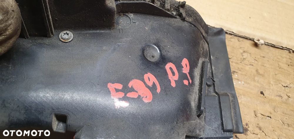 Zamek prawy przód BMW 5 E39 Europa 8352165 - 6