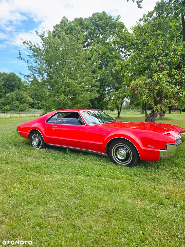 Oldsmobile Toronado - 21
