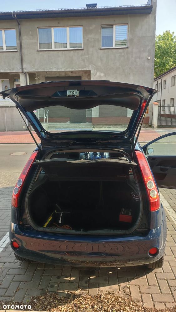 Ford Fiesta 1.3 - 7