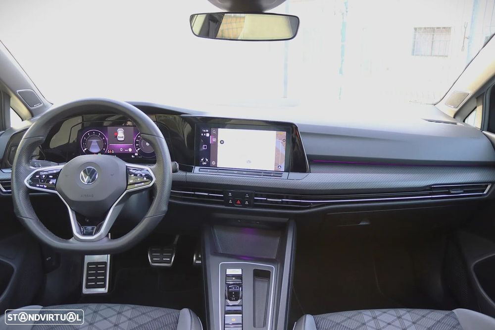 VW Golf 1.5 eTSI R-Line DSG - 4