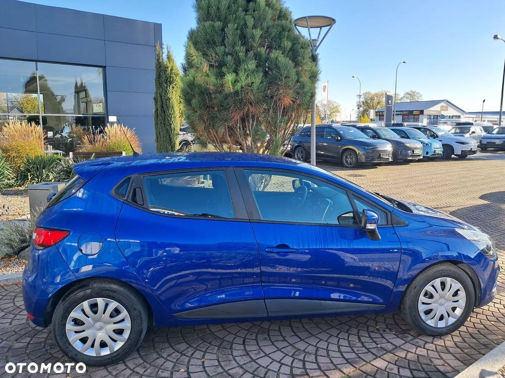 Renault Clio 1.2 16V Limited Plus - 7
