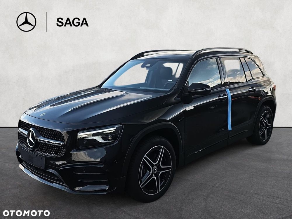 Mercedes-Benz GLB - 1