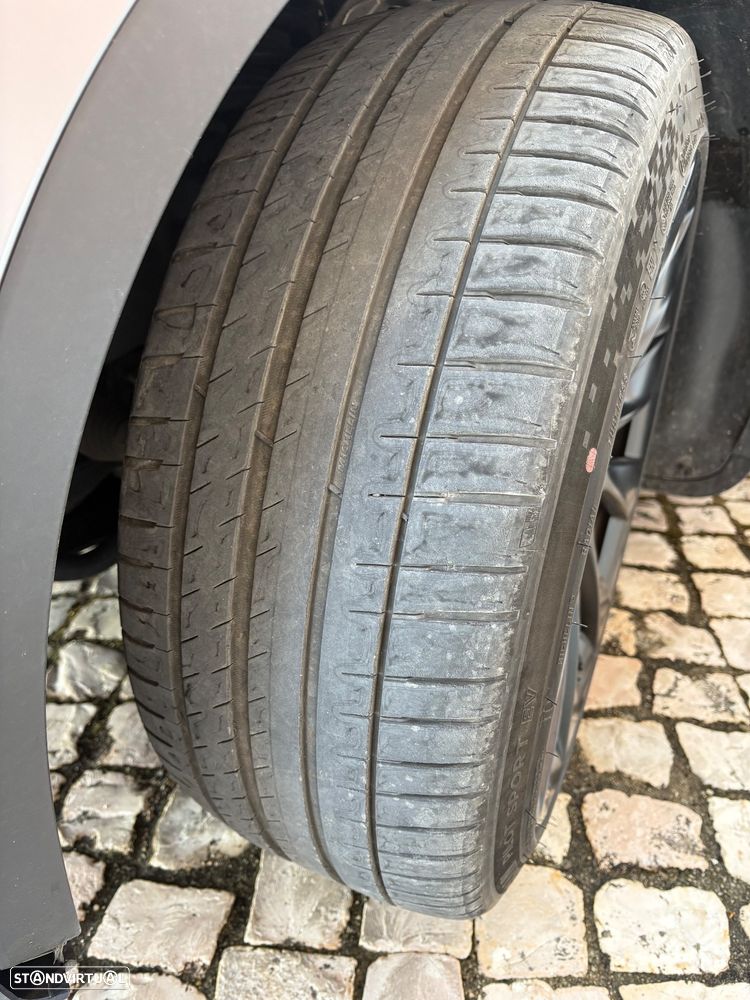 Tesla Model Y Long Range Tração Integral - 5