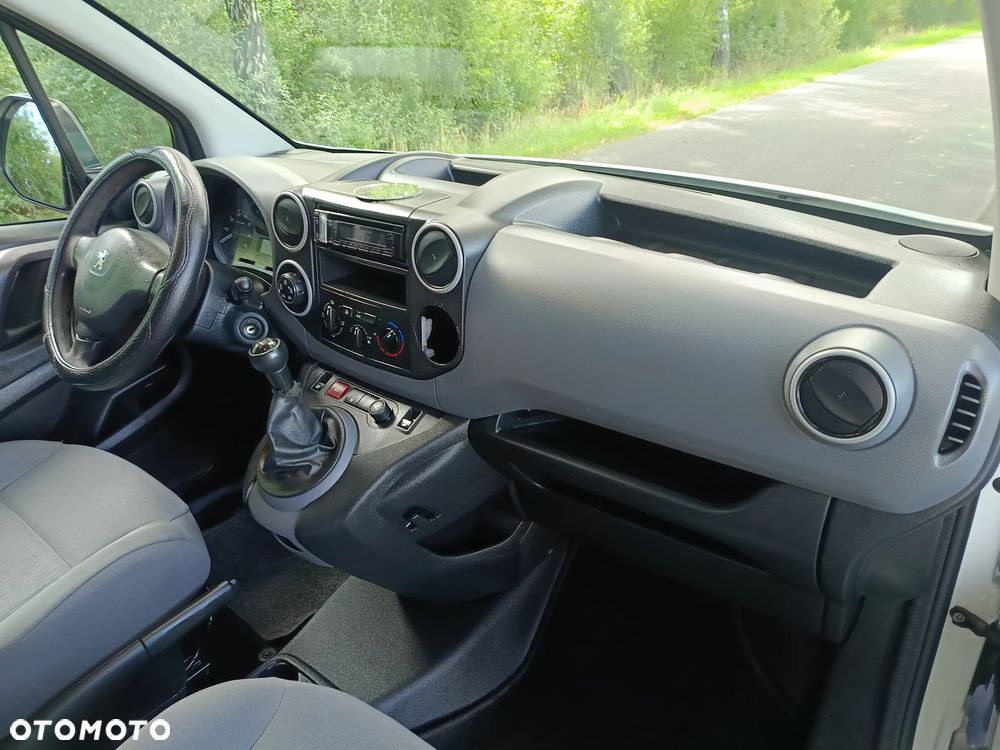 Peugeot Partner - 25