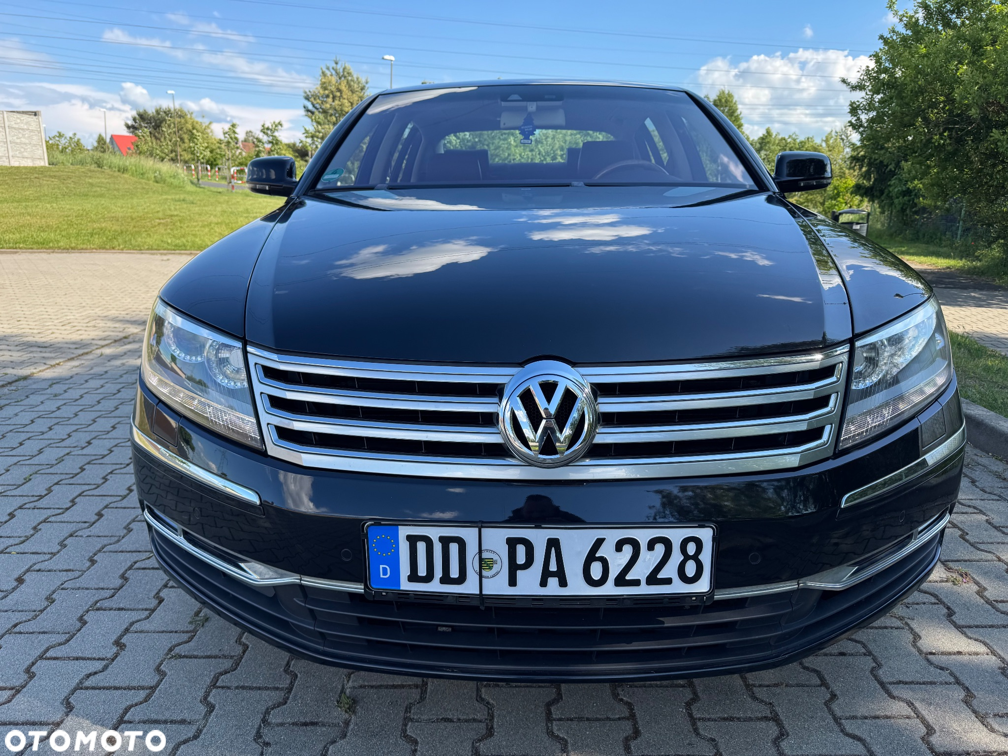 Volkswagen Phaeton 4.2 V8 4MOTION Automatik (5 Sitzer) - 2