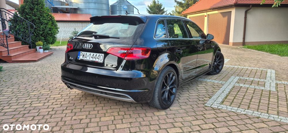 Audi A3 Sportback 2.0 TDI (clean diesel) S tronic S line Sportpaket - 8