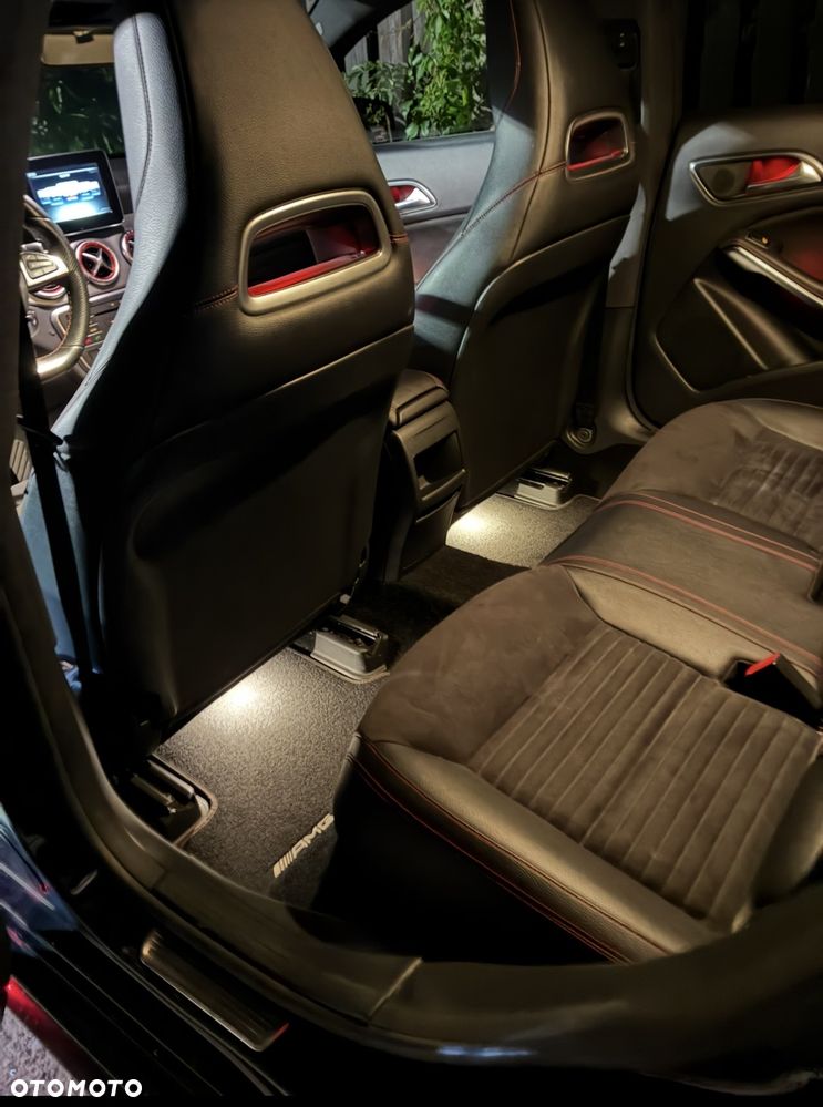 Mercedes-Benz CLA 180 7G-DCT AMG Line - 15