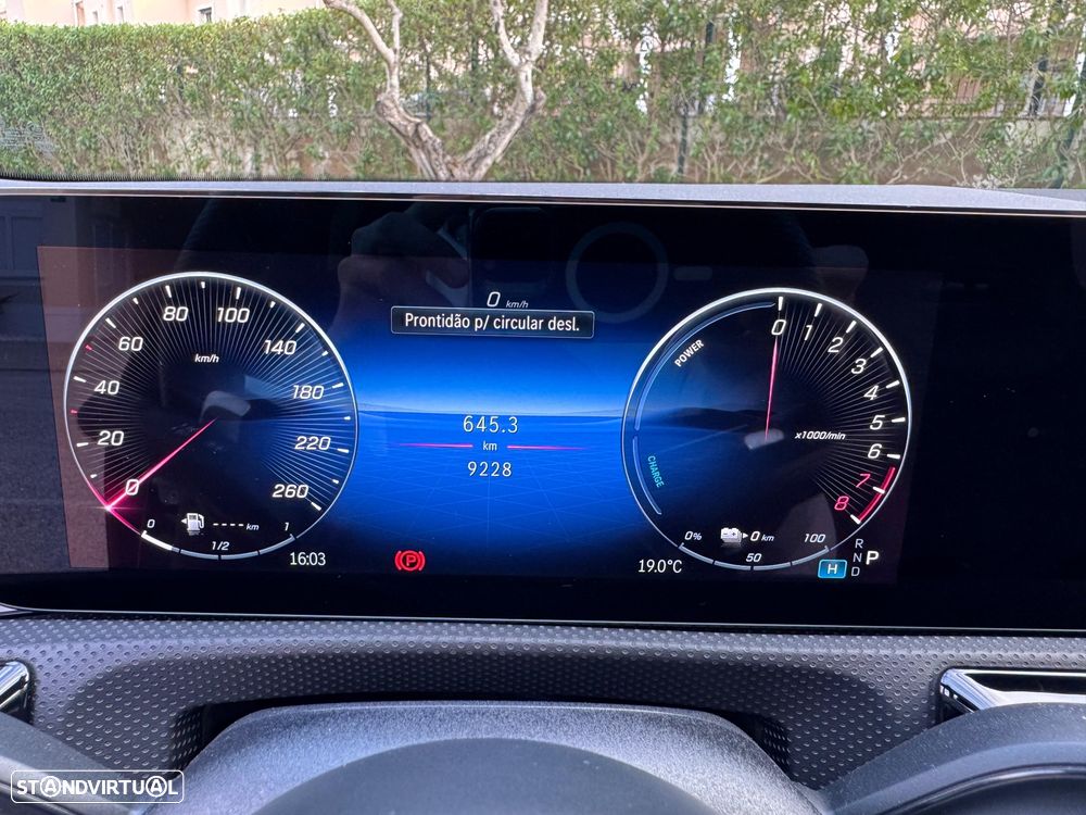 Mercedes-Benz A 250 e 8G-DCT AMG Line Advanced Plus - 25