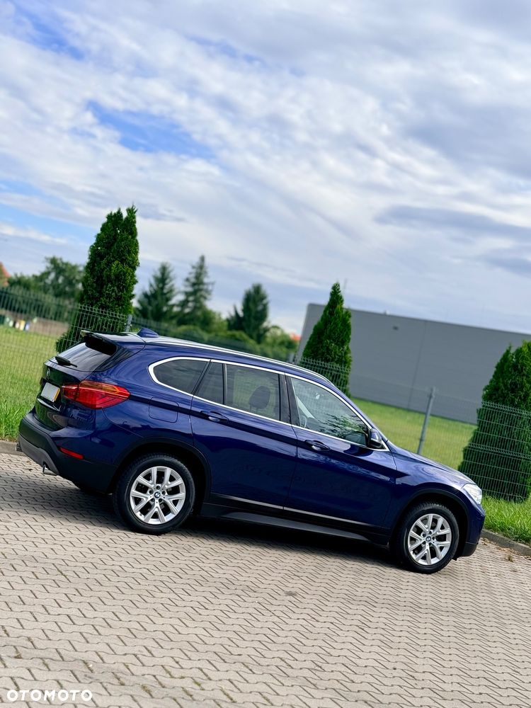 BMW X1 xDrive20d xLine - 5
