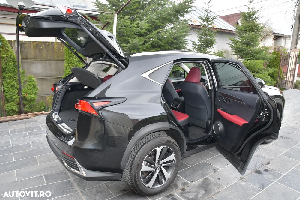 Lexus Seria NX 300h AWD Luxury - 16