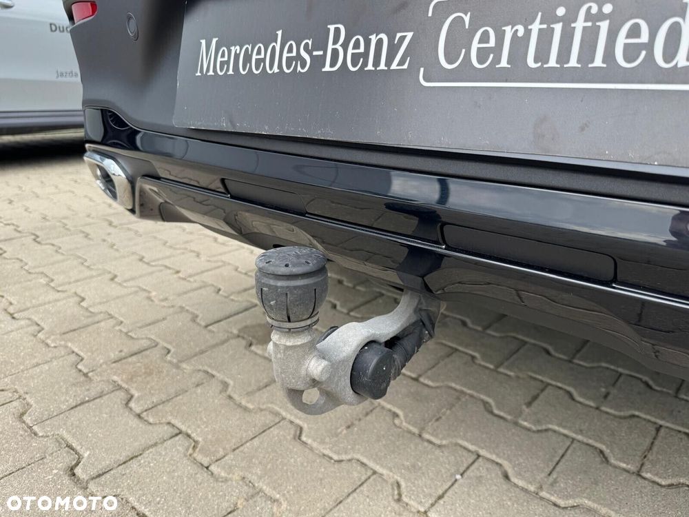 Mercedes-Benz GLC - 33