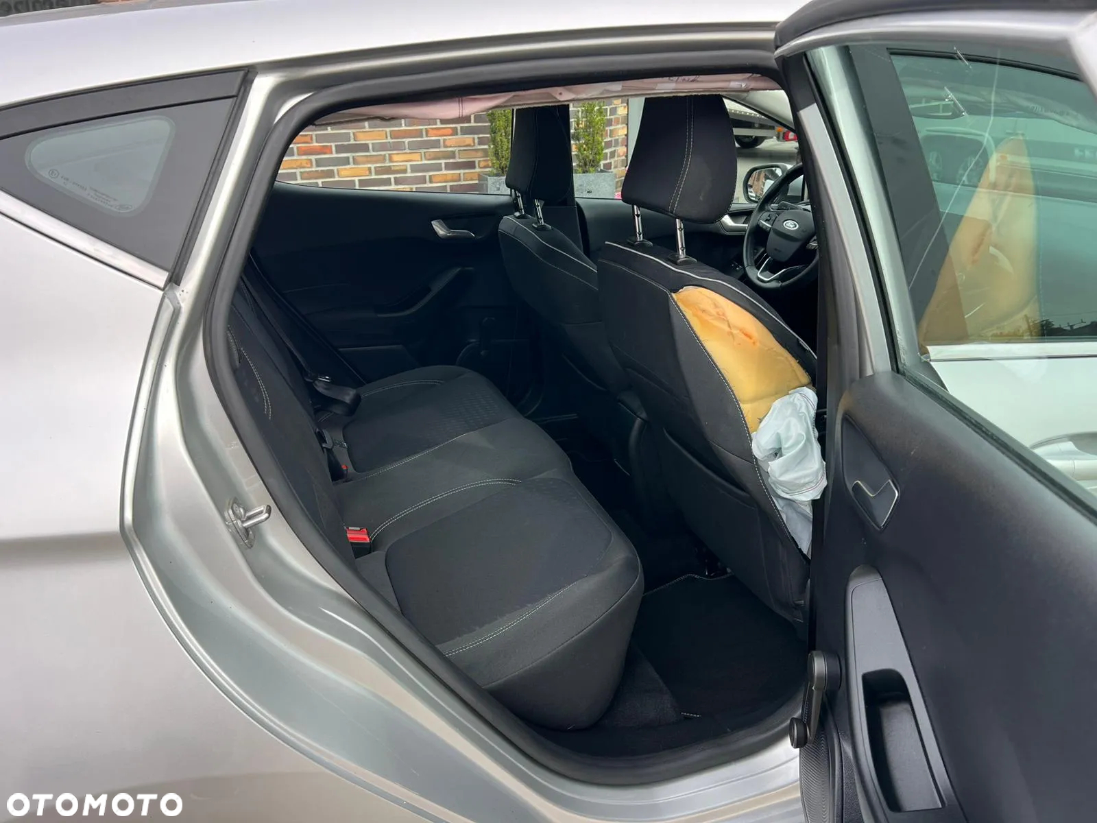 Ford Fiesta 1.0 EcoBoost S&S TITANIUM - 8