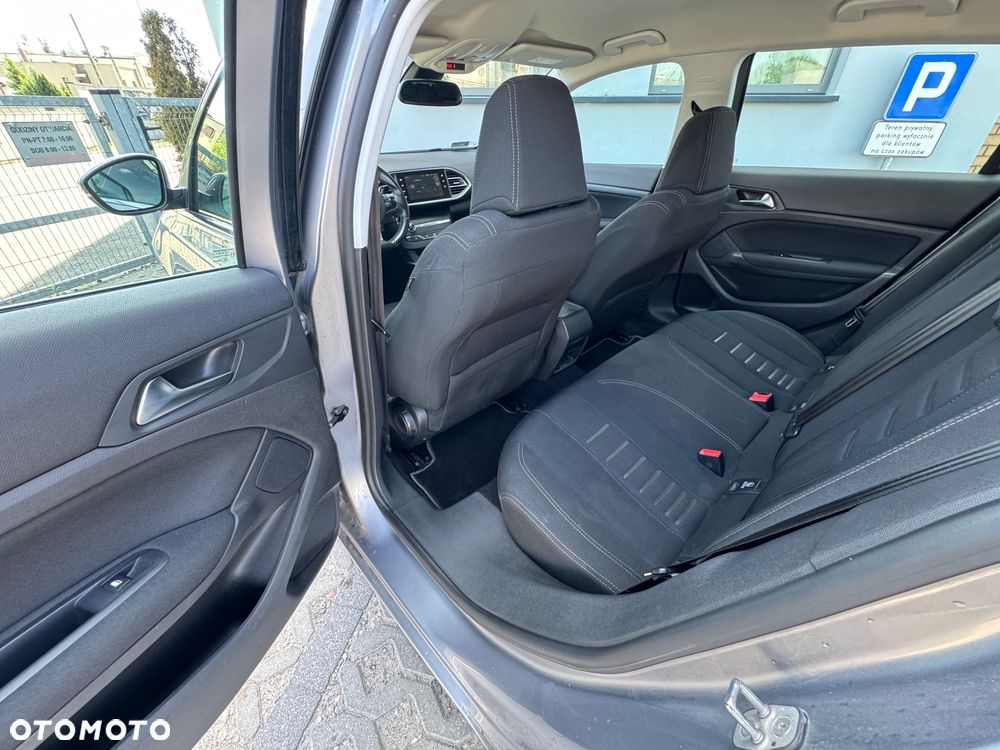 Peugeot 308 1.6 e-HDi Active S&S - 18