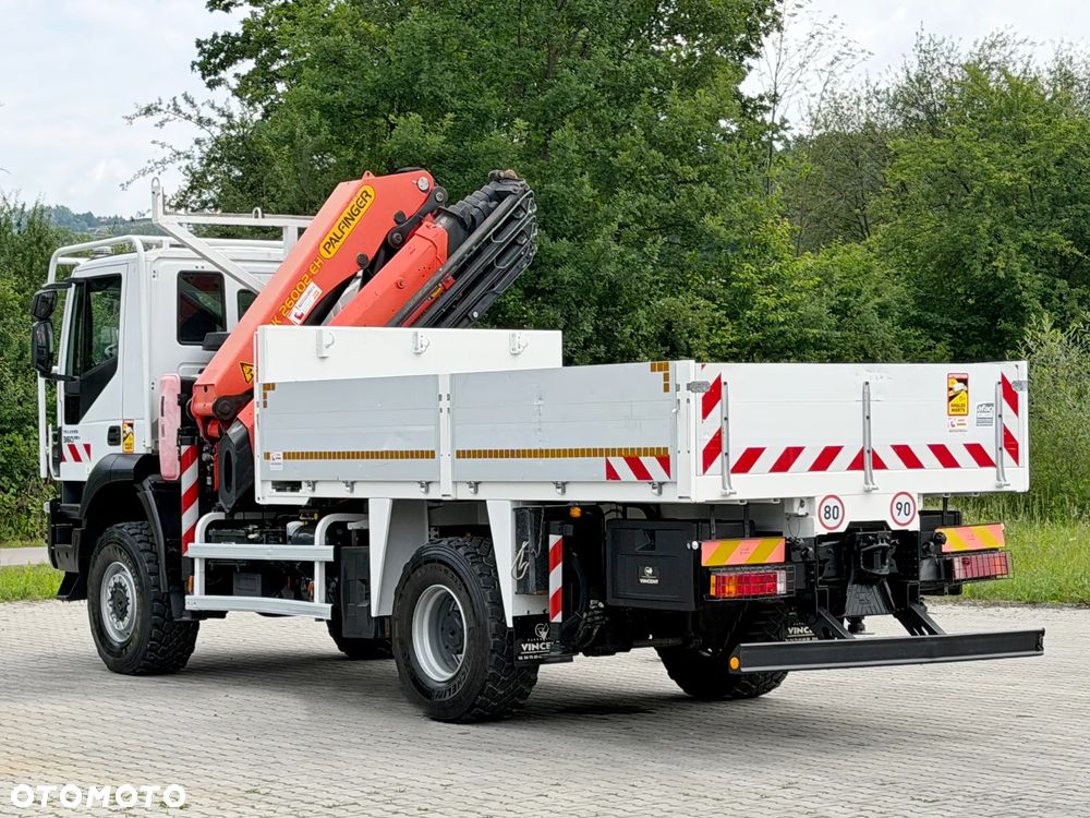 Iveco TRAKKER 360 * SKRZYNIA 4,50 m + PK 26002 - EH G + PILOT / 4x4 !! - 6