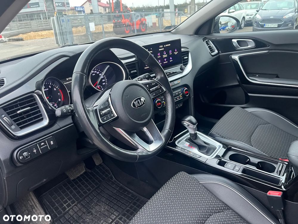 Kia XCeed 1.6 T-GDI L Business Line DCT - 7