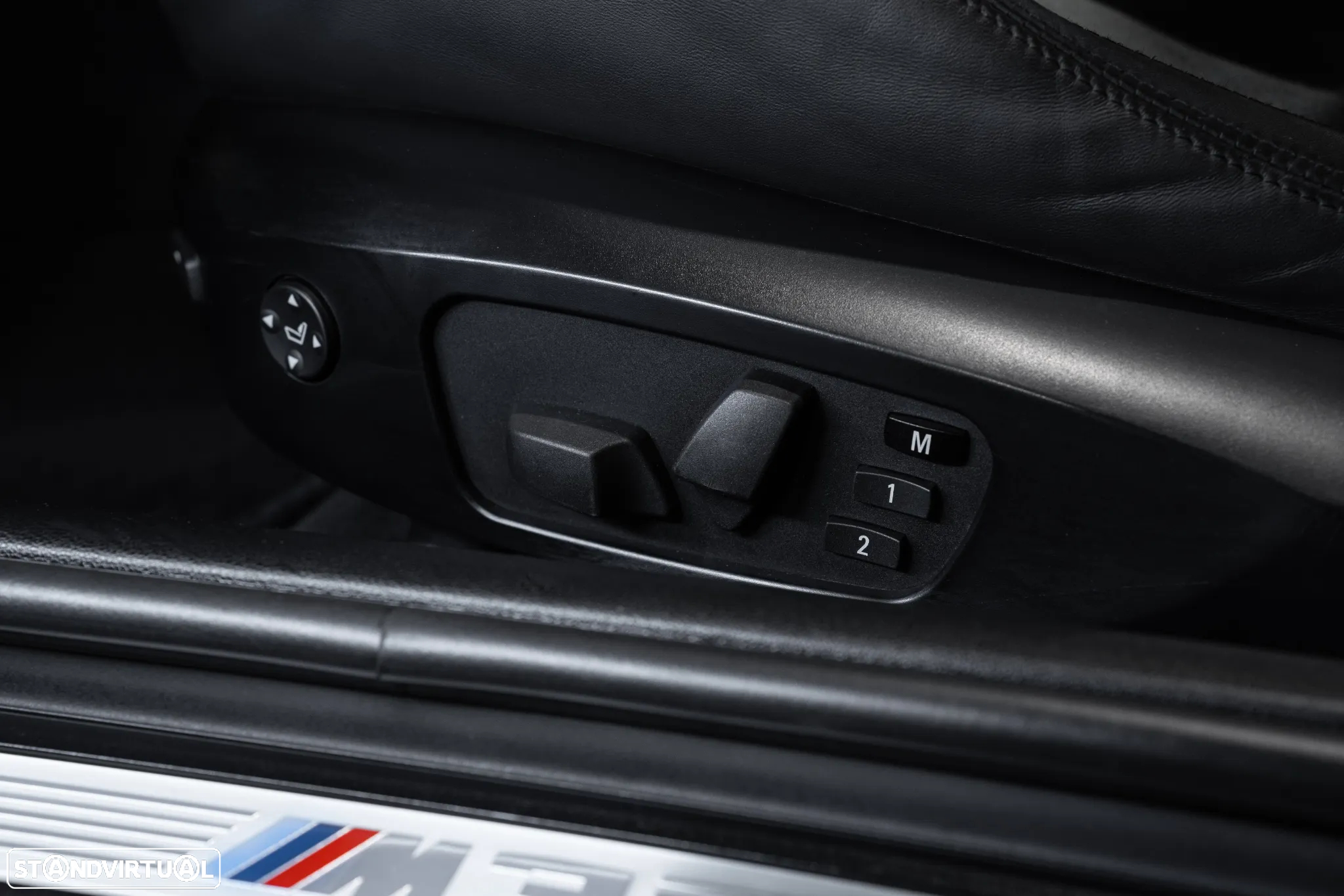 BMW M3 Auto - 28