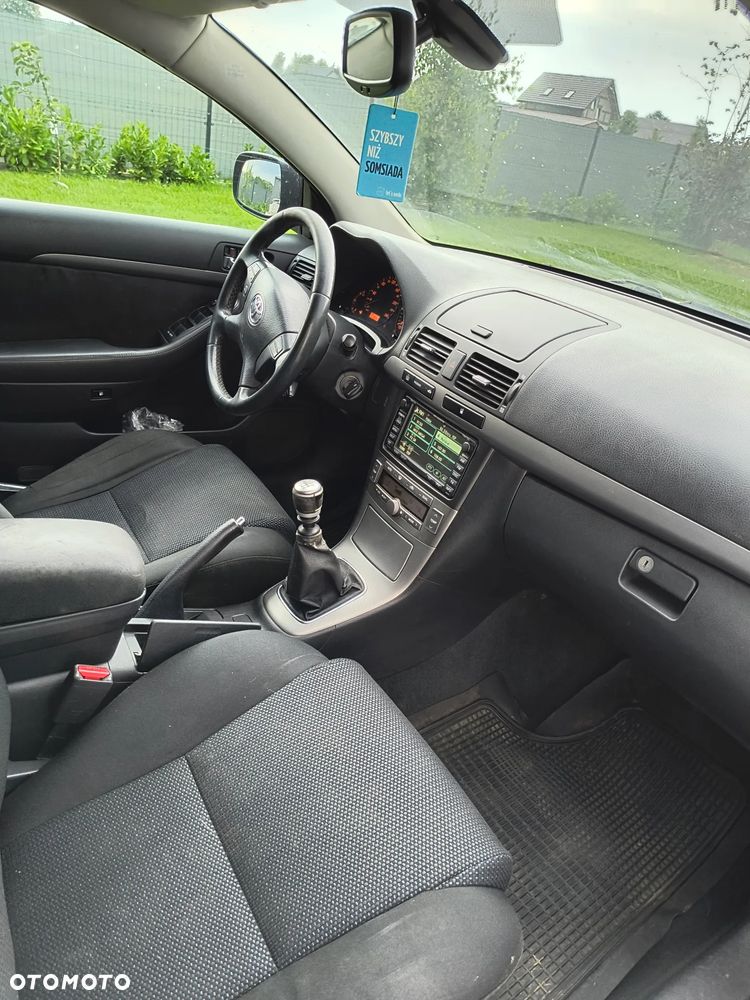 Toyota Avensis 2.0 D-4D Luna - 8