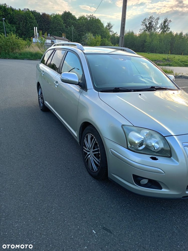 Toyota Avensis 2.0 VVT-i Sol plus Premium - 17