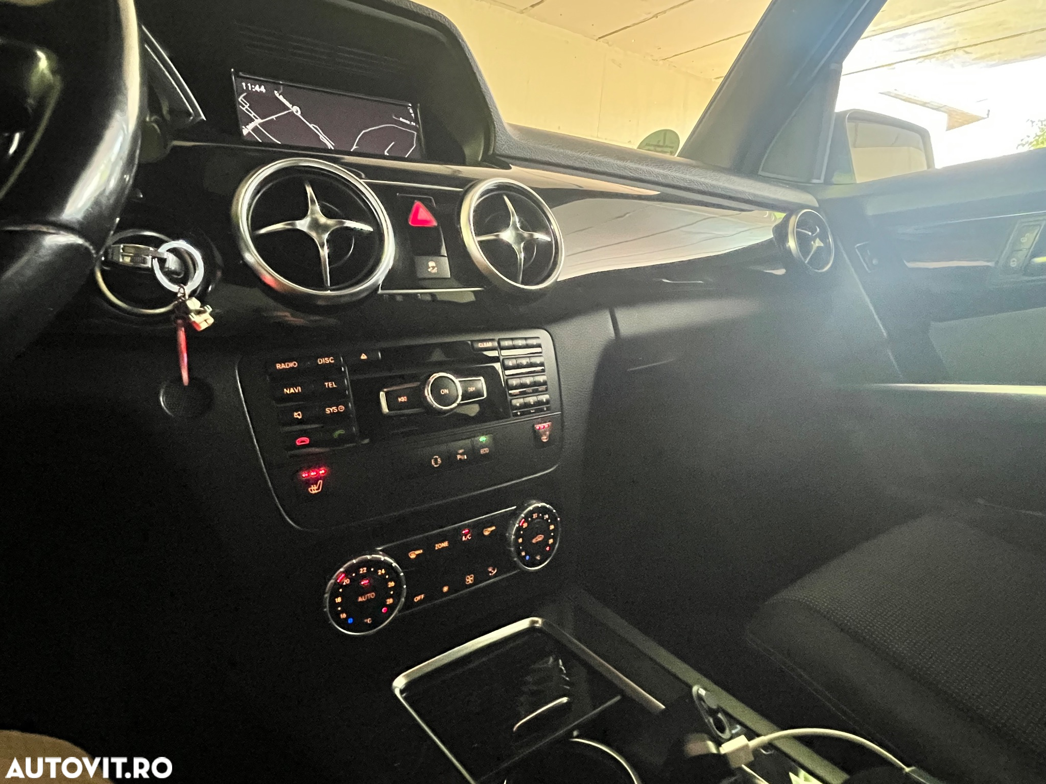 Mercedes-Benz GLK 250 CDI DPF 4Matic BlueEFFICIENCY 7G-TRONIC SPORT EDITION - 16