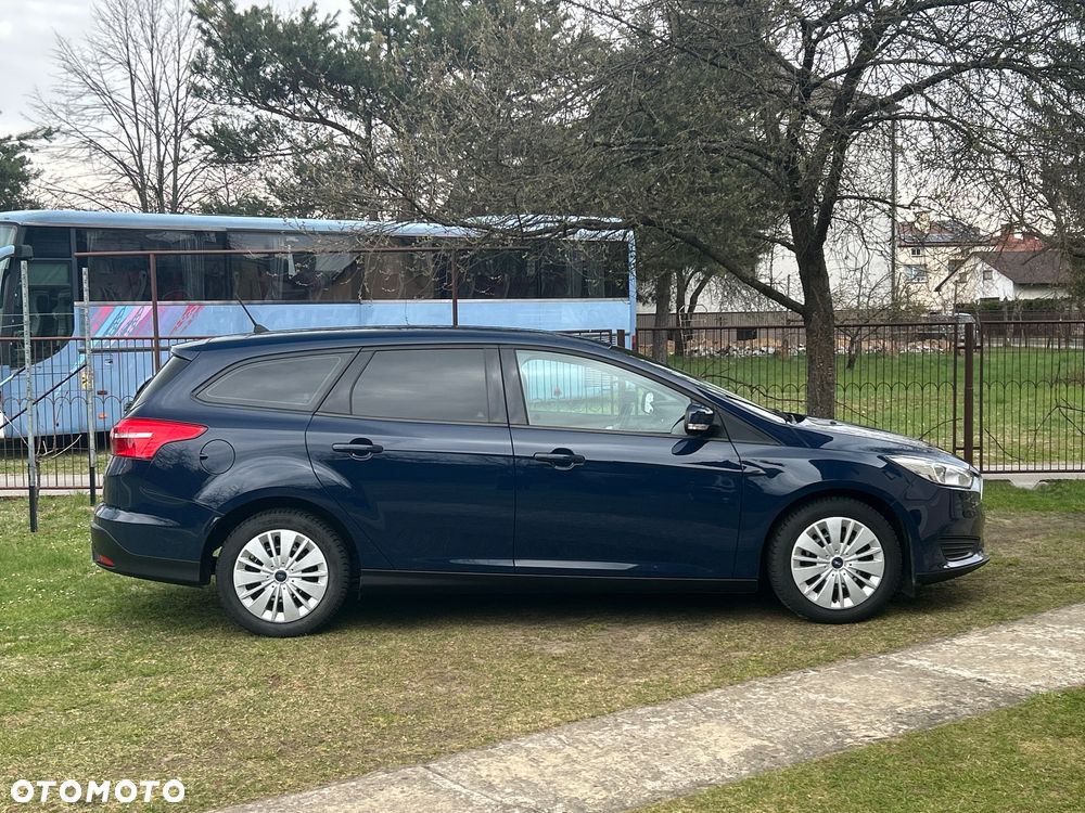 Opel Crossland X - 8