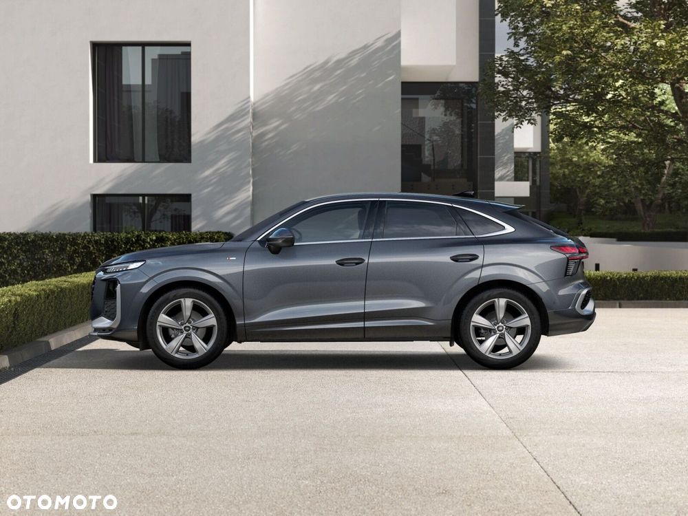 Audi Q3 Sportback - 4