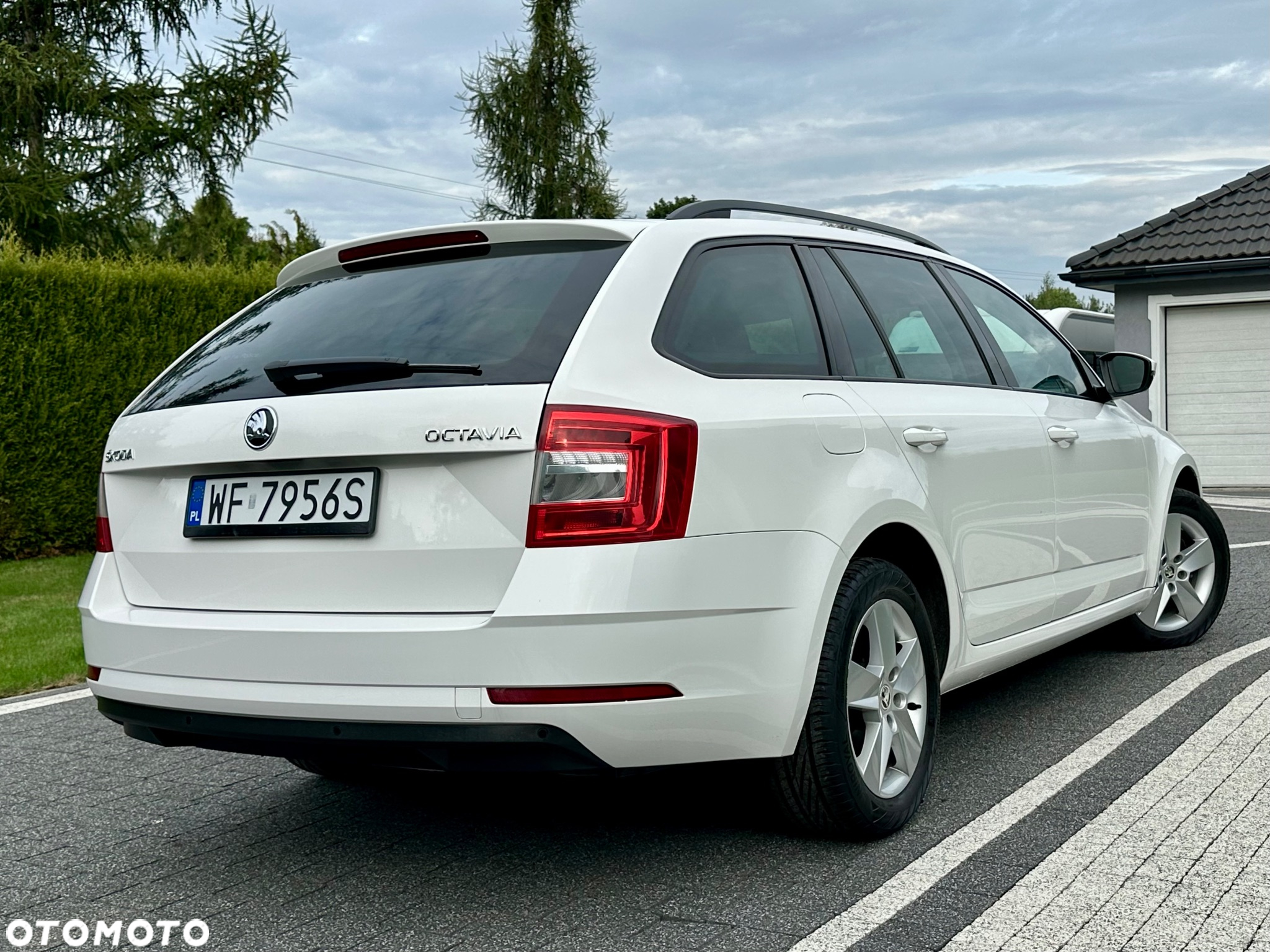 Skoda Octavia 1.6 TDI Ambition - 12
