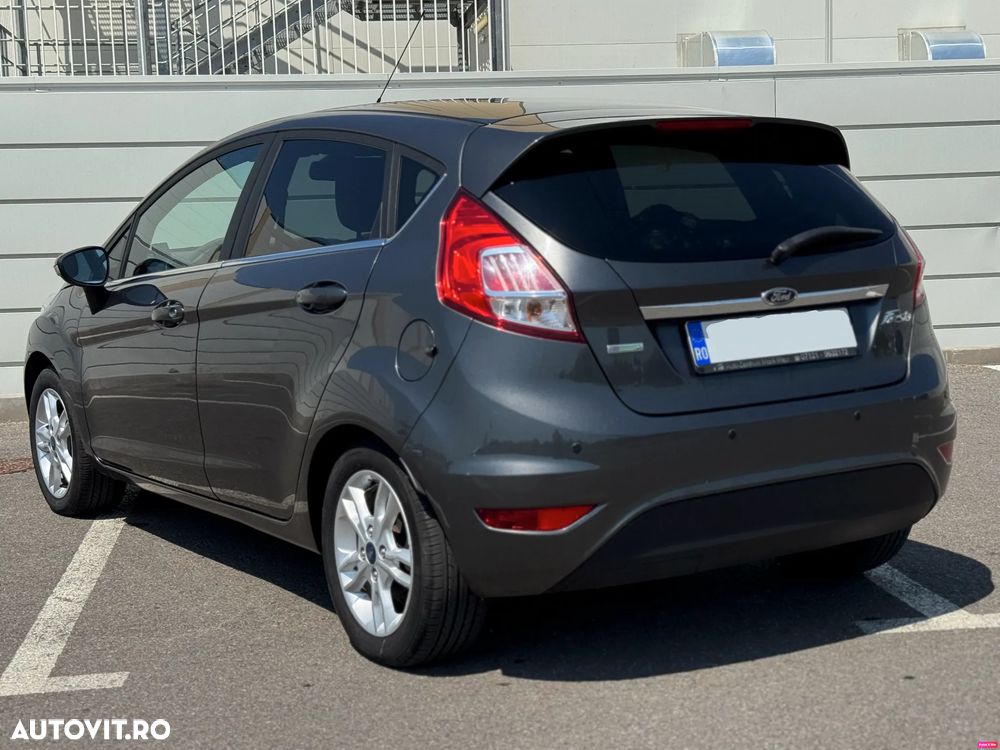 Ford Fiesta 1.0 EcoBoost Powershift Titanium - 4