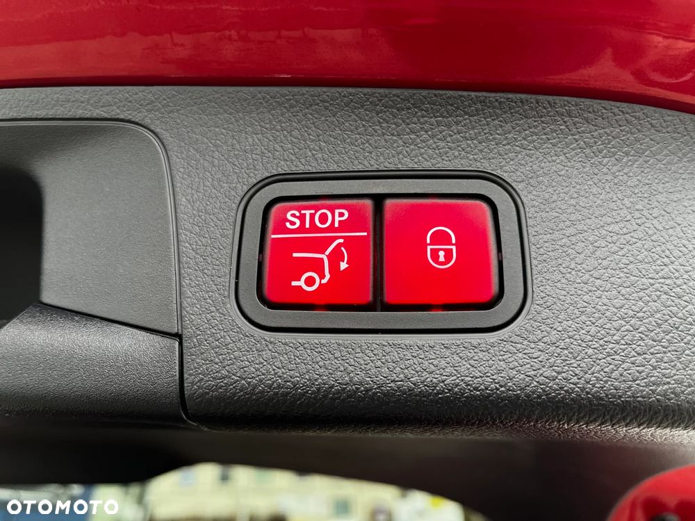 Mercedes-Benz GLA 250 4-Matic - 22