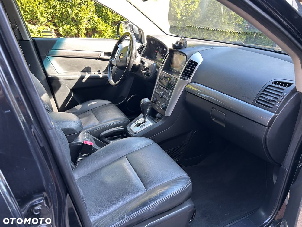 Chevrolet Captiva 2.0 4WD 5 Sitzer Automatik LT Exclusive - 2